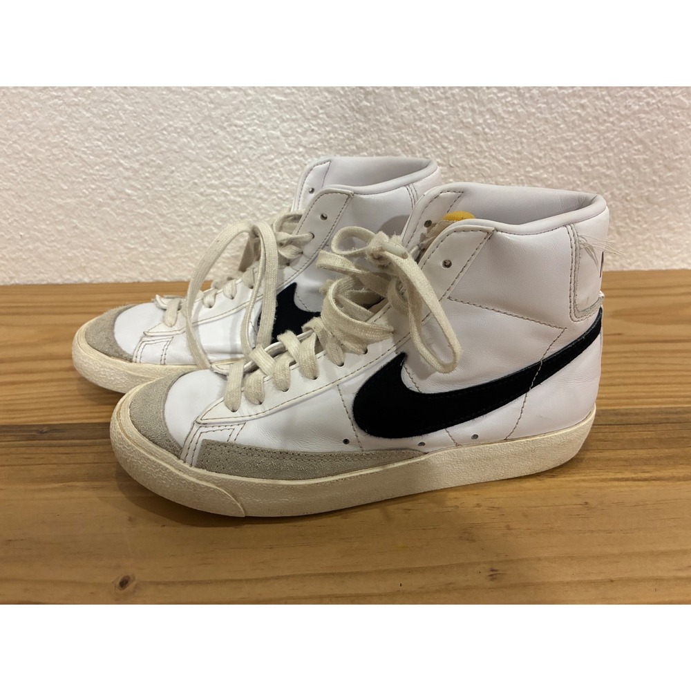 Nike Blazer Sneakers Size 6.5 White Black Logo Hi Top Lace Up